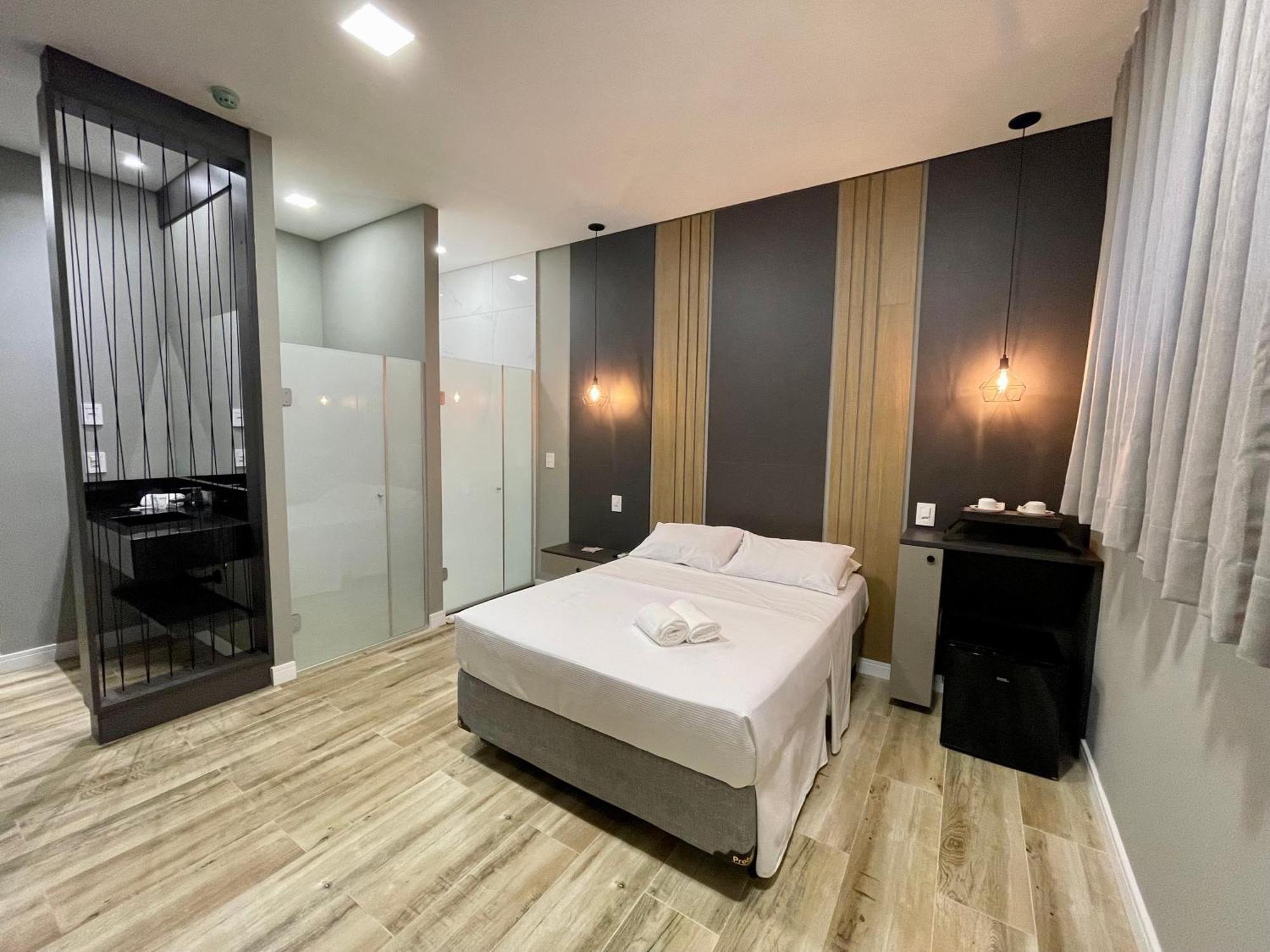 Eleganz Suites Грамаду Экстерьер фото