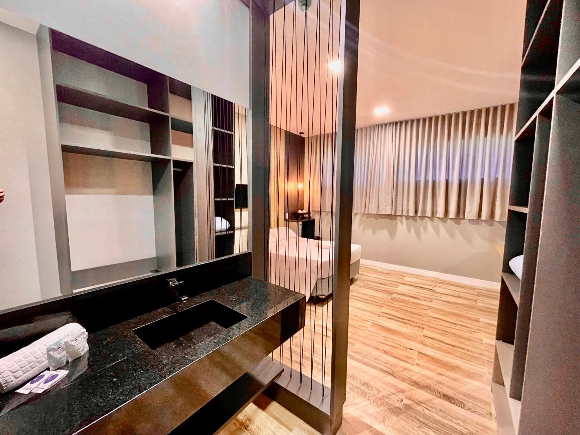 Eleganz Suites Грамаду Экстерьер фото