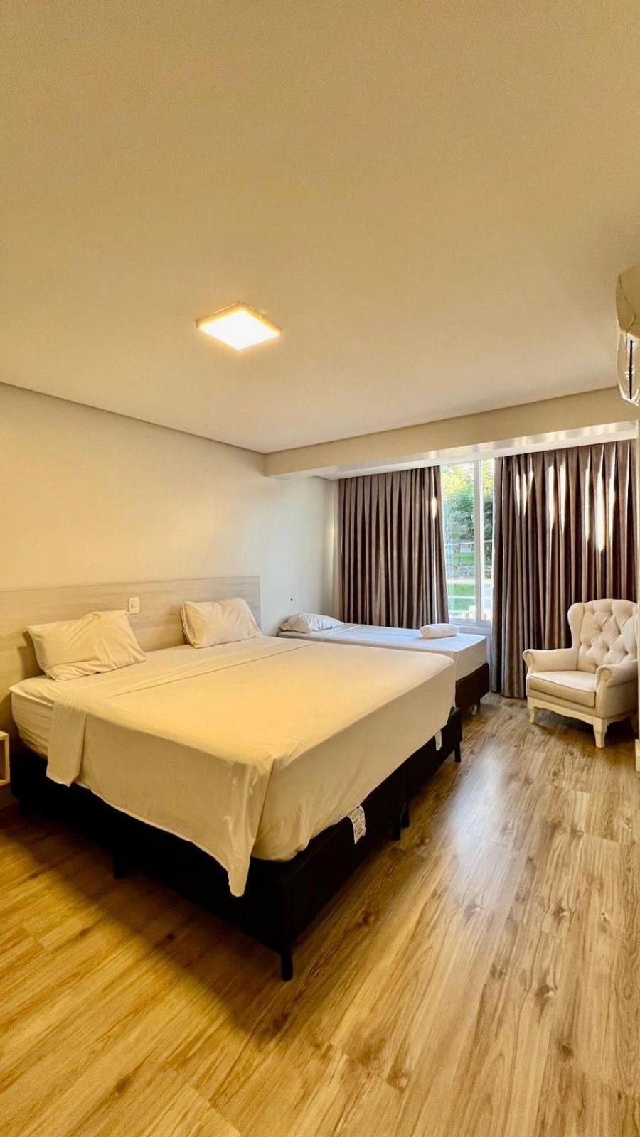 Eleganz Suites Грамаду Экстерьер фото